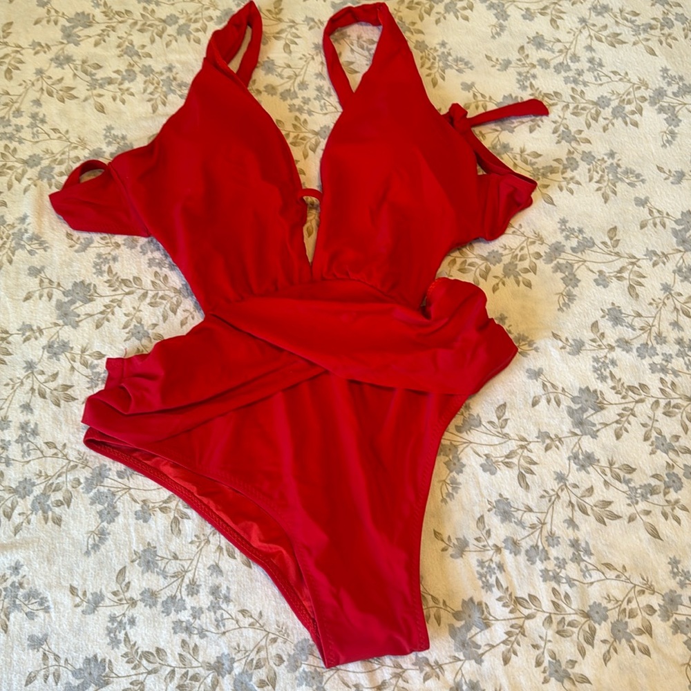 Bathing suit